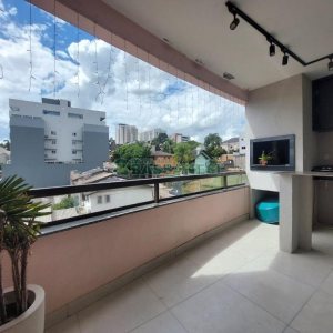 Apto Mobiliado com 185m², 3 dormitórios, 2 vagas, no bairro Vinhedos em Caxias do Sul para Alugar