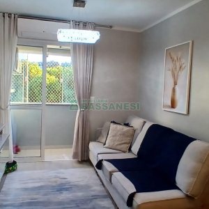 Apartamento com 55m², 2 dormitórios, 1 vaga, no bairro Vinhedos em Caxias do Sul para Comprar