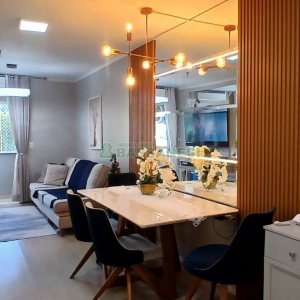 Apartamento com 55m², 2 dormitórios, 1 vaga, no bairro Vinhedos em Caxias do Sul para Comprar