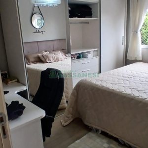 Apartamento com 55m², 2 dormitórios, 1 vaga, no bairro Vinhedos em Caxias do Sul para Comprar