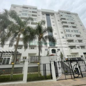 Apartamento com 65m², 2 dormitórios, 2 vagas, no bairro Pio X em Caxias do Sul para Comprar
