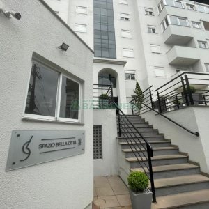 Apartamento com 65m², 2 dormitórios, 2 vagas, no bairro Pio X em Caxias do Sul para Comprar