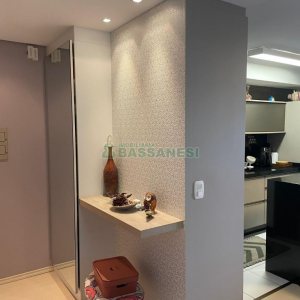 Apartamento com 65m², 2 dormitórios, 2 vagas, no bairro Pio X em Caxias do Sul para Comprar