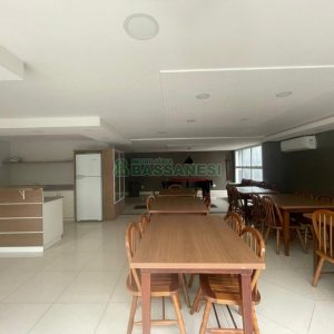 Apartamento com 65m², 2 dormitórios, 2 vagas, no bairro Pio X em Caxias do Sul para Comprar