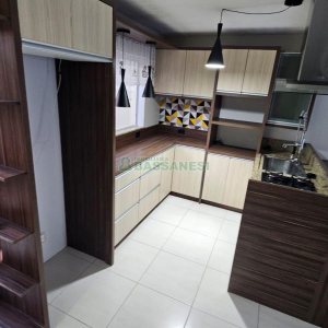 Sobrado com 87m², 3 dormitórios, 1 vaga, no bairro Vinhedos em Caxias do Sul para Comprar