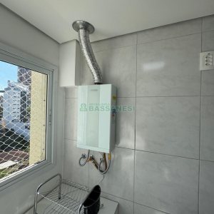 Apto Mobiliado com 45m², 1 dormitório, 1 vaga, no bairro Lourdes em Caxias do Sul para Alugar