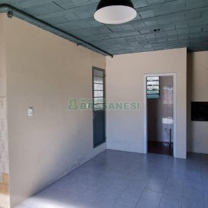 Casa com 368m², 6 dormitórios, no bairro São Leopoldo em Caxias do Sul para Comprar