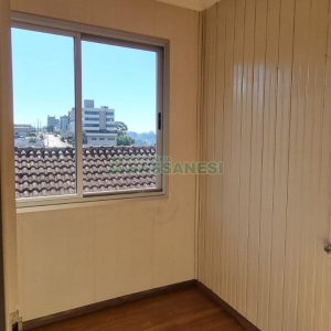 Casa com 368m², 6 dormitórios, no bairro São Leopoldo em Caxias do Sul para Comprar