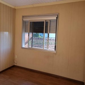 Casa com 368m², 6 dormitórios, no bairro São Leopoldo em Caxias do Sul para Comprar