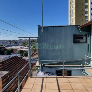 Casa com 368m², 6 dormitórios, no bairro São Leopoldo em Caxias do Sul para Comprar