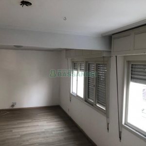 Apartamento com 170m², 3 dormitórios, 2 vagas, no bairro Centro em Caxias do Sul para Comprar