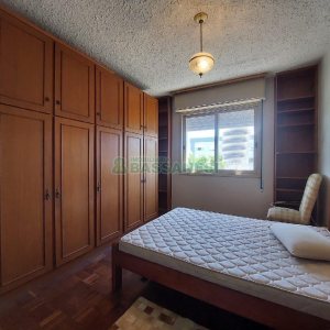 Apto Mobiliado com 120m², 3 dormitórios, 1 vaga, no bairro Cinqüentenário em Caxias do Sul para Alugar