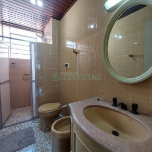 Apto Mobiliado com 120m², 3 dormitórios, 1 vaga, no bairro Cinqüentenário em Caxias do Sul para Alugar