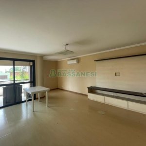 Apartamento com 183m², 3 dormitórios, 2 vagas, no bairro Madureira em Caxias do Sul para Comprar