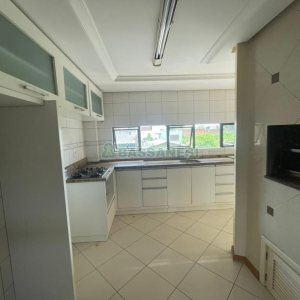 Apartamento com 183m², 3 dormitórios, 2 vagas, no bairro Madureira em Caxias do Sul para Comprar