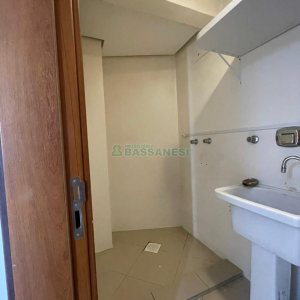 Apartamento com 183m², 3 dormitórios, 2 vagas, no bairro Madureira em Caxias do Sul para Comprar