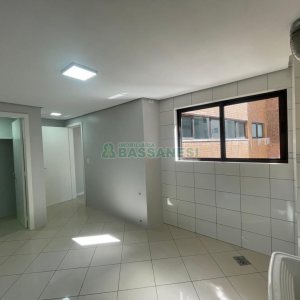 Apartamento com 183m², 3 dormitórios, 2 vagas, no bairro Madureira em Caxias do Sul para Comprar