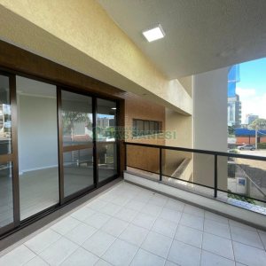 Apartamento com 183m², 3 dormitórios, 2 vagas, no bairro Madureira em Caxias do Sul para Comprar