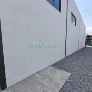 Pavilhão com 200m², no bairro Esplanada em Caxias do Sul para Alugar