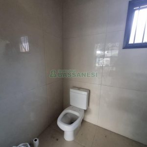 Pavilhão com 200m², no bairro Esplanada em Caxias do Sul para Alugar