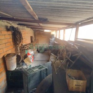 Pavilhão com 200m², no bairro De Lazzer em Caxias do Sul para Comprar