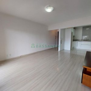 Apartamento com 70m², 3 dormitórios, 1 vaga, no bairro Pio X em Caxias do Sul para Alugar