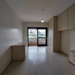 Apartamento com 70m², 3 dormitórios, 1 vaga, no bairro Pio X em Caxias do Sul para Alugar