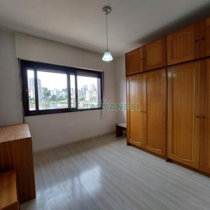 Apartamento com 70m², 3 dormitórios, 1 vaga, no bairro Pio X em Caxias do Sul para Alugar