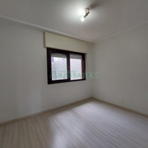 Apartamento com 70m², 3 dormitórios, 1 vaga, no bairro Pio X em Caxias do Sul para Alugar