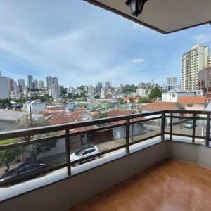 Apartamento com 70m², 3 dormitórios, 1 vaga, no bairro Pio X em Caxias do Sul para Alugar