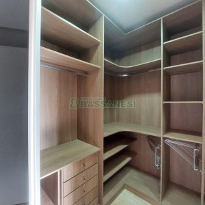Apartamento com 210m², 3 dormitórios, 2 vagas, no bairro Pio X em Caxias do Sul para Alugar