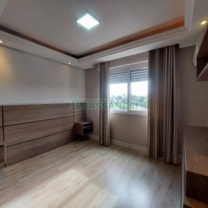 Apartamento com 210m², 3 dormitórios, 2 vagas, no bairro Pio X em Caxias do Sul para Alugar