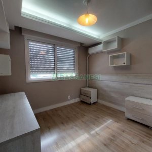 Apartamento com 210m², 3 dormitórios, 2 vagas, no bairro Pio X em Caxias do Sul para Alugar