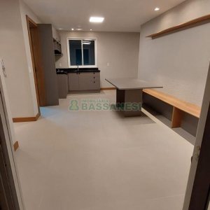 Apartamento com 70m², 3 dormitórios, 2 vagas, no bairro Santa Catarina em Caxias do Sul para Alugar