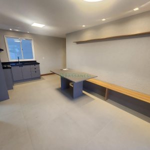 Apartamento com 70m², 3 dormitórios, 2 vagas, no bairro Santa Catarina em Caxias do Sul para Alugar