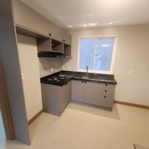 Apartamento com 70m², 3 dormitórios, 2 vagas, no bairro Santa Catarina em Caxias do Sul para Alugar
