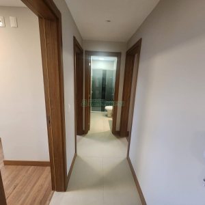 Apartamento com 70m², 3 dormitórios, 2 vagas, no bairro Santa Catarina em Caxias do Sul para Alugar