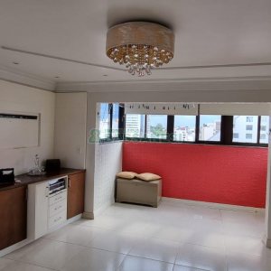 Apto/Cobertura com 149m², 3 dormitórios, 2 vagas, no bairro São Pelegrino em Caxias do Sul para Comprar