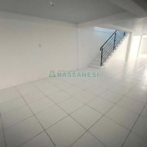 Loja com 120m², no bairro Centro em Caxias do Sul para Alugar