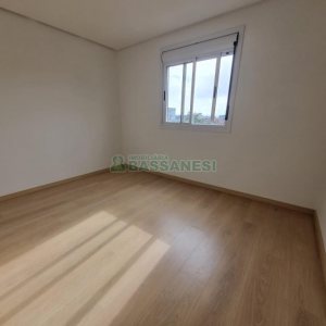 Apartamento com 65m², 2 dormitórios, 2 vagas, no bairro Cidade Nova em Caxias do Sul para Alugar