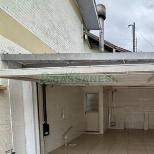 Sobrado com 127m², 3 dormitórios, 1 vaga, no bairro Santa Catarina em Caxias do Sul para Comprar