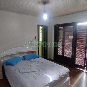 Casa com 224m², 3 dormitórios, 1 vaga, no bairro Cristo Redentor em Caxias do Sul para Comprar