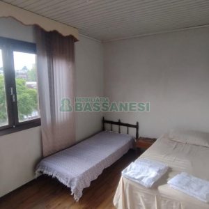 Casa com 224m², 3 dormitórios, 1 vaga, no bairro Cristo Redentor em Caxias do Sul para Comprar