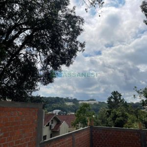 Casa com 249m², 3 dormitórios, 4 vagas, no bairro Colina Sorriso em Caxias do Sul para Comprar