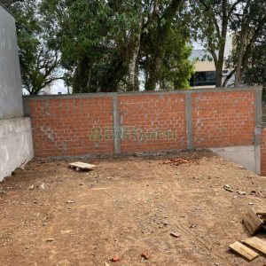 Casa com 249m², 3 dormitórios, 4 vagas, no bairro Colina Sorriso em Caxias do Sul para Comprar