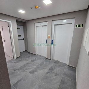 Apartamento com 42m², 1 dormitório, 1 vaga, no bairro Lourdes em Caxias do Sul para Alugar