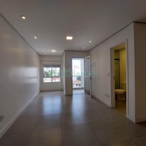 Apartamento com 42m², 1 dormitório, 1 vaga, no bairro Lourdes em Caxias do Sul para Alugar