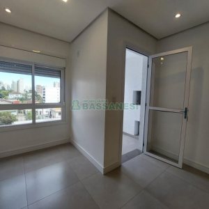Apartamento com 42m², 1 dormitório, 1 vaga, no bairro Lourdes em Caxias do Sul para Alugar