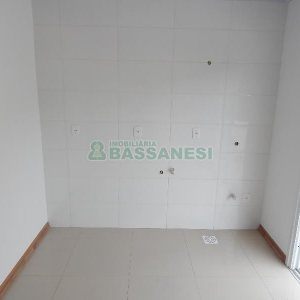 Casa com 100m², 2 dormitórios, no bairro Galópolis em Caxias do Sul para Alugar