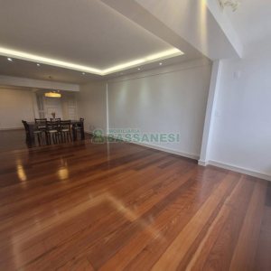 Apartamento com 140m², 3 dormitórios, 2 vagas, no bairro Centro em Caxias do Sul para Alugar ou Comprar